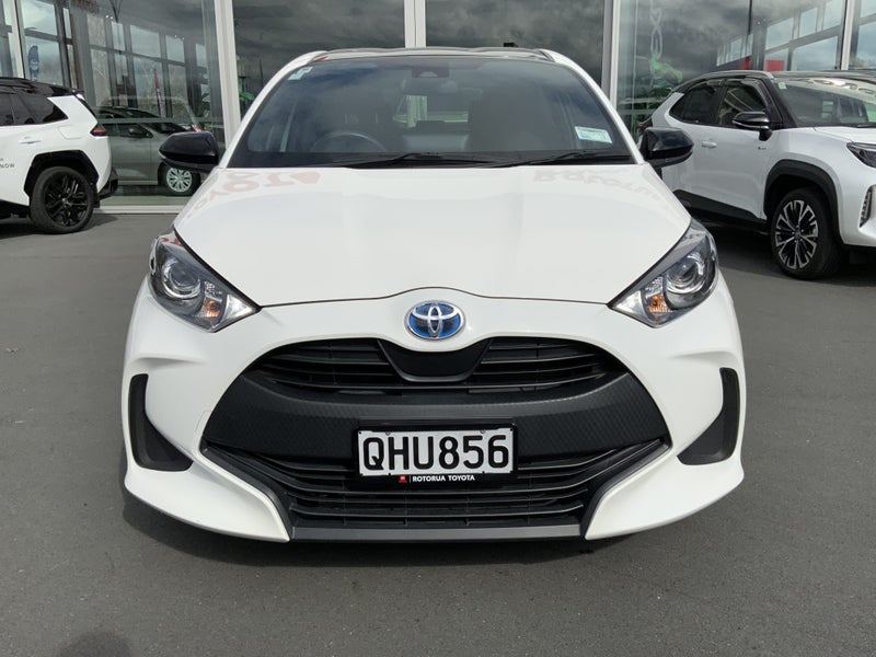 2023 Toyota Yaris NZ New Hybrid Low Kms & Certi... image 3
