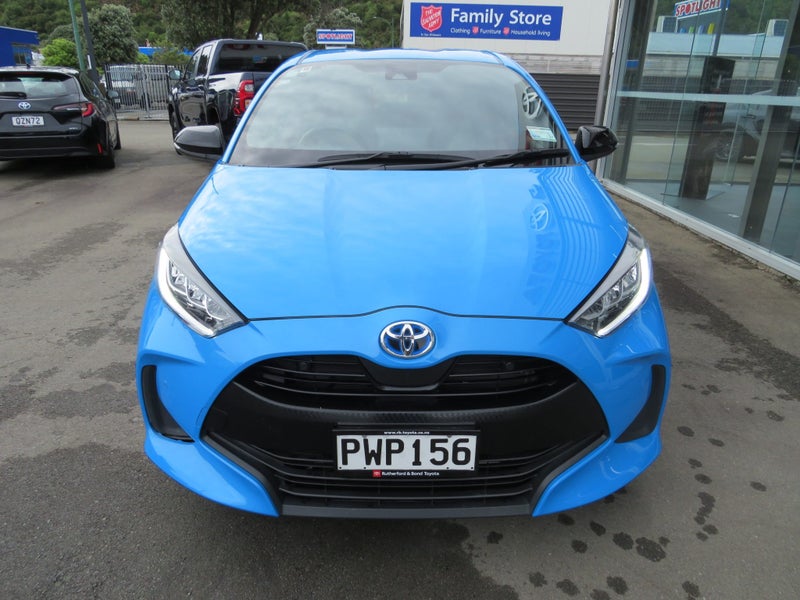 2023 Toyota Yaris ZR 1.5P HV ECVT image 3