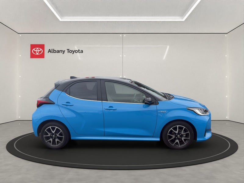 2023 Toyota Yaris ZR 1.5P HV ECVT FWD HB/5D/5S... image 2