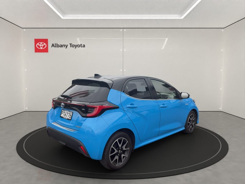 2023 Toyota Yaris ZR 1.5P HV ECVT FWD HB/5D/5S... image 3