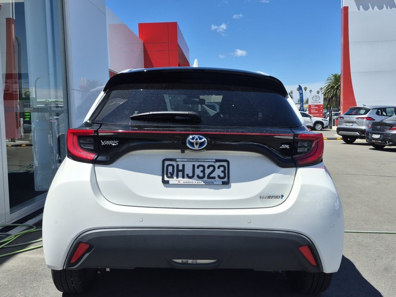2023 Toyota Yaris ZR 1.5P HYBRID Auto image 4