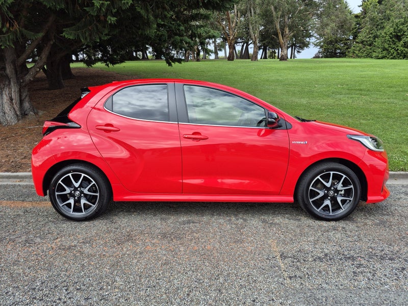 2023 Toyota Yaris ZR 1.5PH/CVT image 3