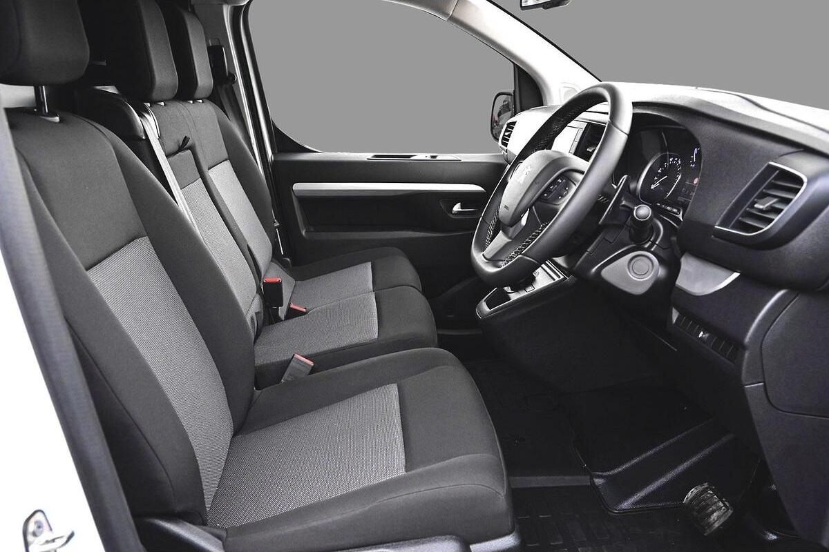 2024 Peugeot Expert Premium Long Auto image 5