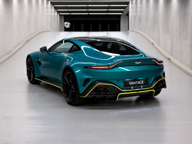 2024 Aston Martin Vantage Coupe image 2