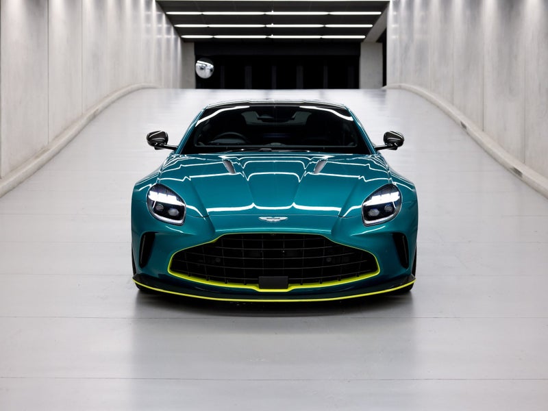 2024 Aston Martin Vantage Coupe image 3