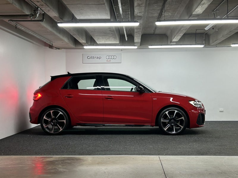 2024 Audi A1 35 TFSI S line image 3