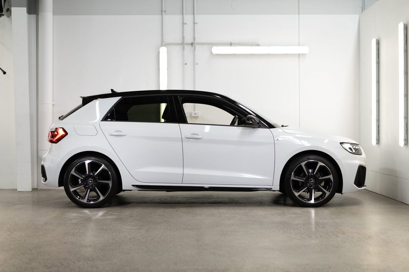 2024 Audi A1 35 TFSI S line image 4