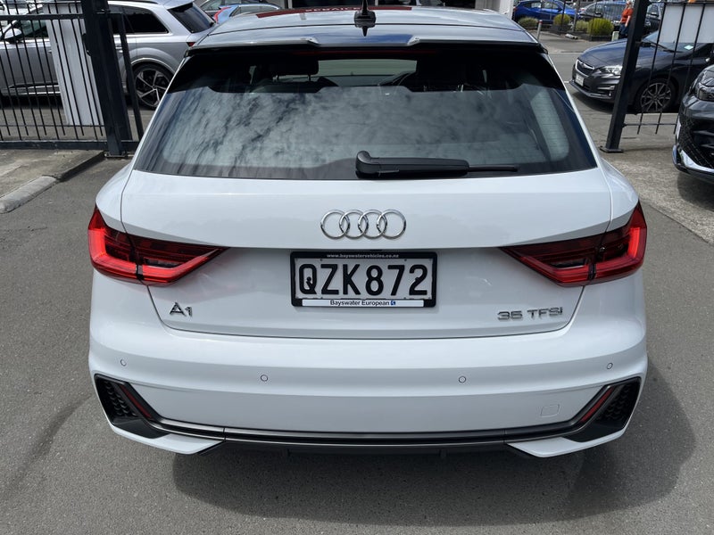 2024 Audi A1 35 TSI S Line image 4