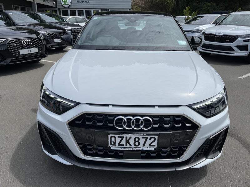 2024 Audi A1 35 TSI S Line image 5