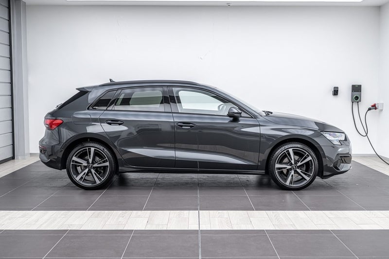2024 Audi A3 35 TFSI ADVANCED image 2