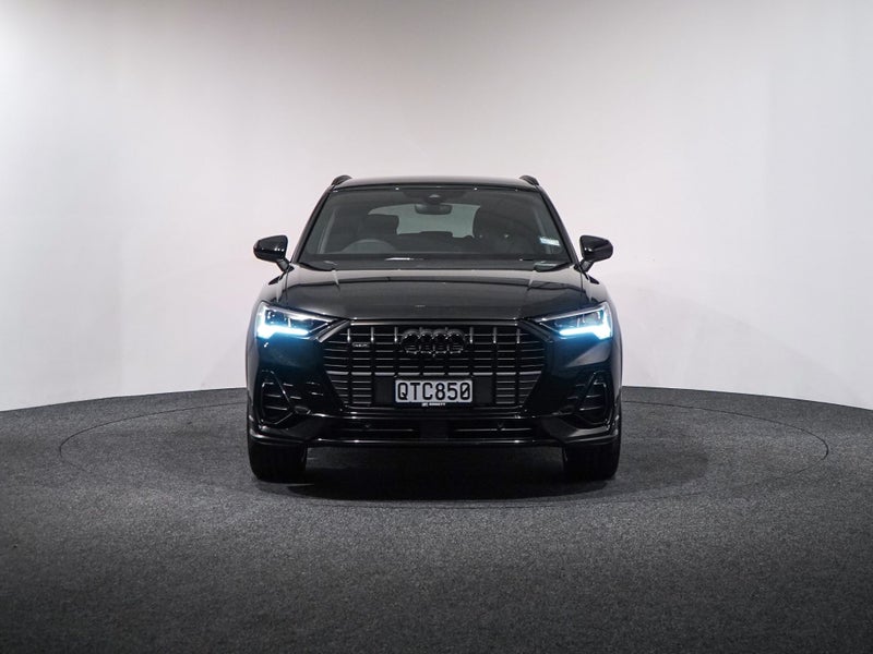 2024 Audi Q3 S-line 45 TFSI 180kW quattro image 3