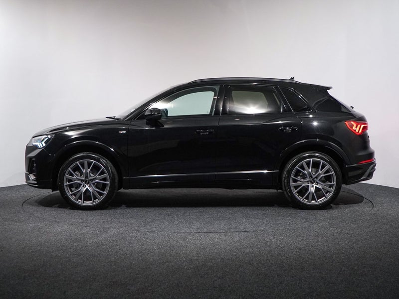 2024 Audi Q3 S-line 45 TFSI 180kW quattro image 5