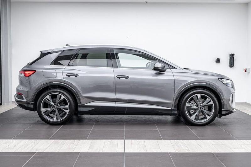 2024 Audi Q4 50 E-TRON QUATTRO 220KW image 2