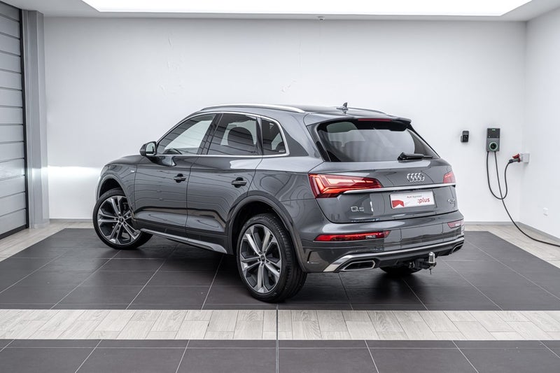 2024 Audi Q5 S LINE 40 TDI Q 150KW S TRONIC image 3