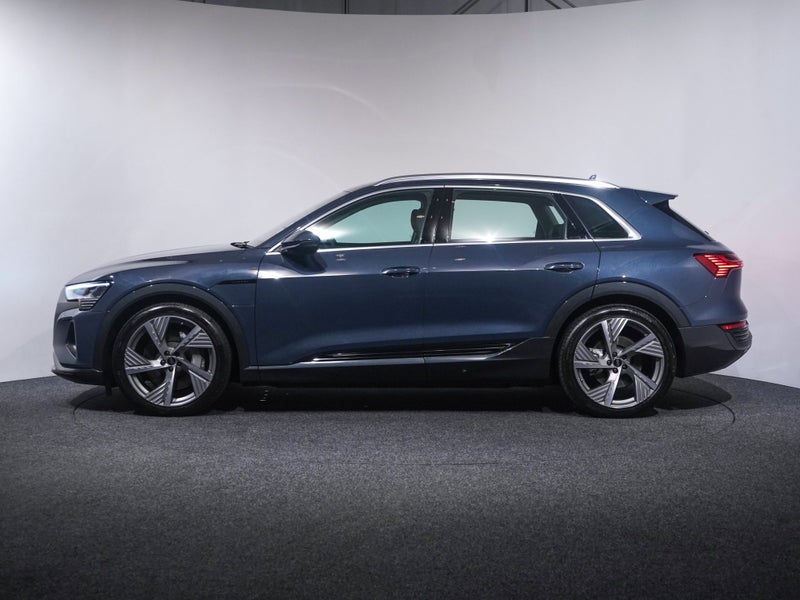 2024 Audi Q8 e-tron 55 300kW quattro image 4