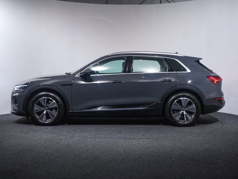 2024 Audi Q8 e-tron 55 300kW quattro image 4