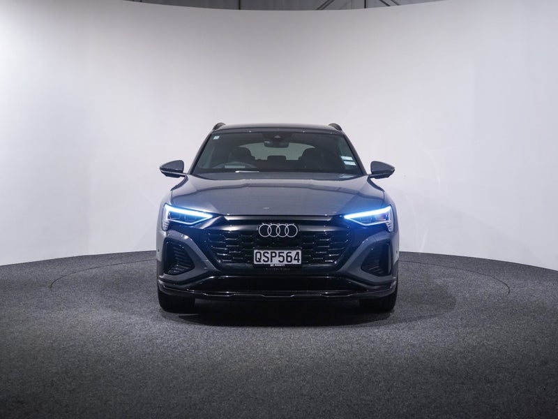 2024 Audi Q8 e-tron S-line 300kW quattro image 3