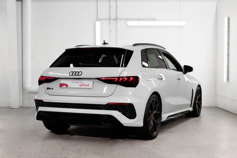 2024 Audi RS3 RS 3 Sportback TFSI 294 kW image 2