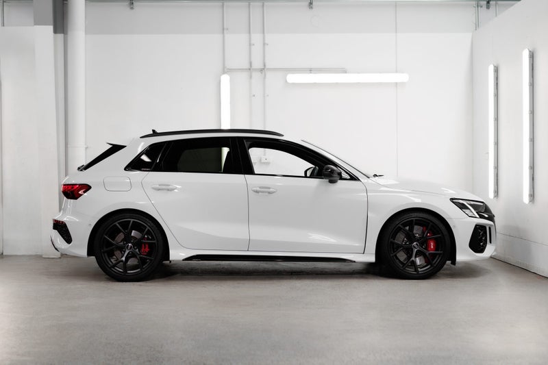 2024 Audi RS3 RS 3 Sportback TFSI 294 kW image 4