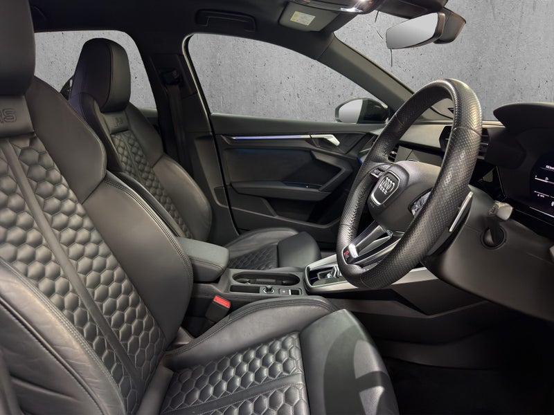 2024 Audi RS3 SPORTBACK 2.5PT 4WD image 2