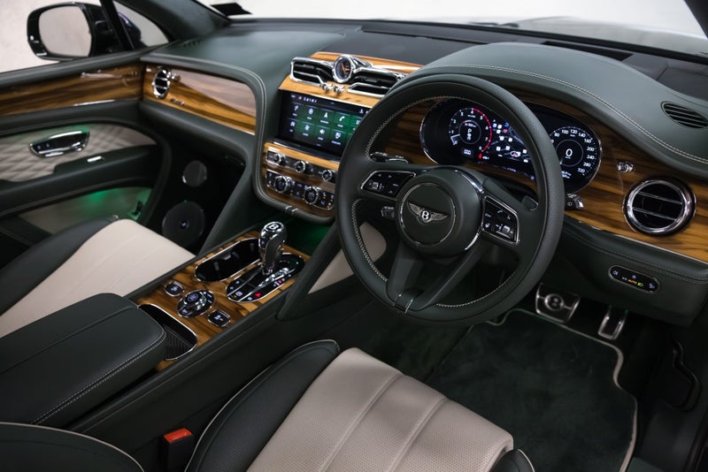 2024 Bentley Bentayga Azure image 2