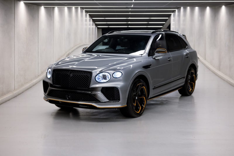 2024 Bentley Bentayga 'Umbra' by Mulliner image 1