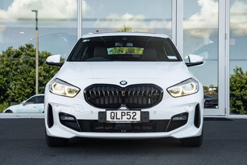 2024 BMW 118i M Sport image 2