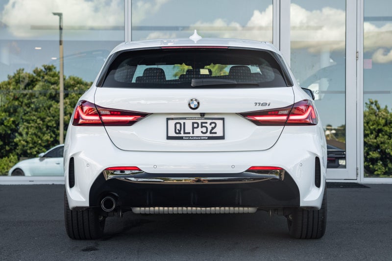 2024 BMW 118i M Sport image 3