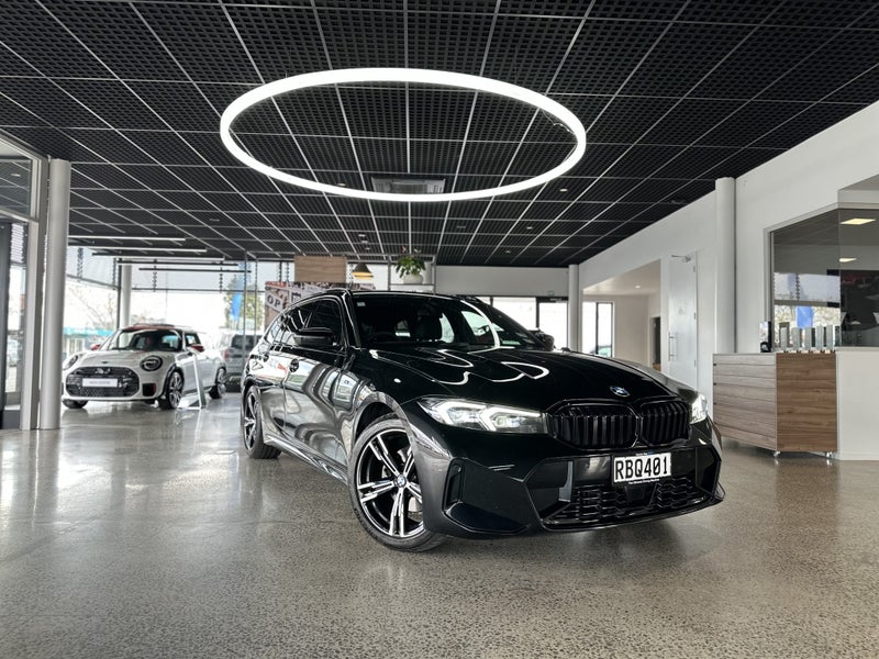 2024 BMW 320D xDrive Touring M Sport image 1