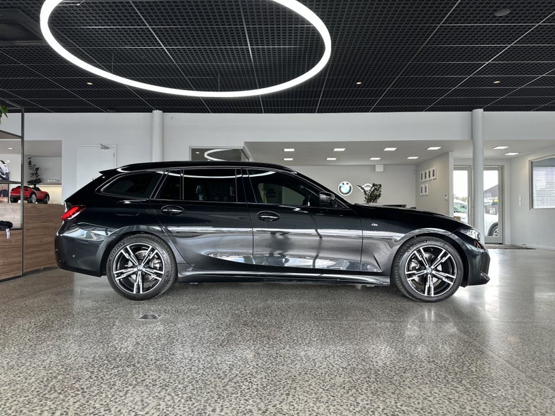 2024 BMW 320D xDrive Touring M Sport image 3