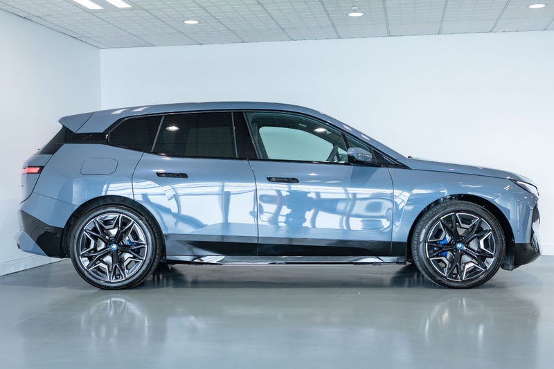 2024 BMW iX xDrive50 image 5
