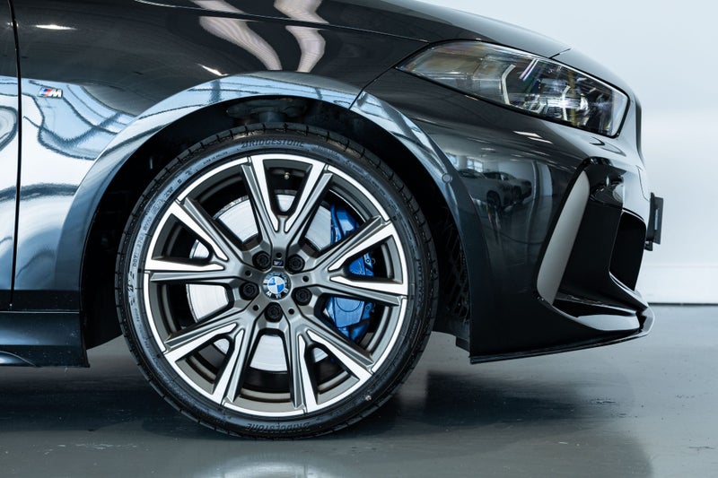 2024 BMW M135i xDrive MPA + Innovations image 5
