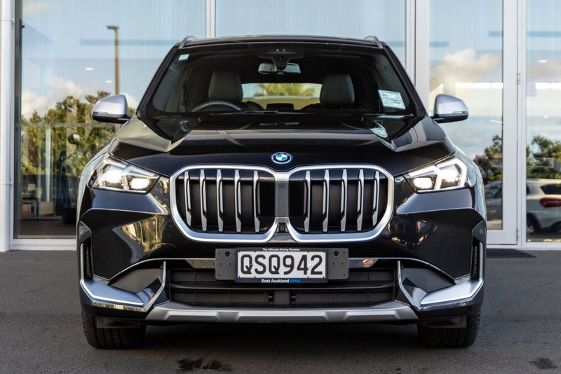 2024 BMW X1 xDrive25e xLine image 2