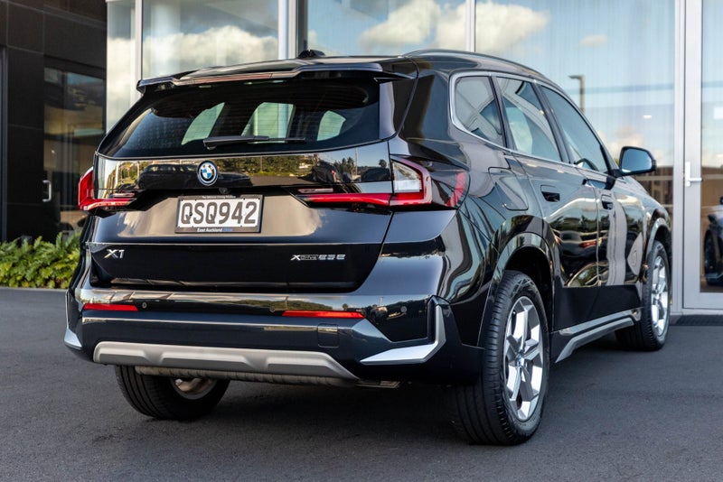 2024 BMW X1 xDrive25e xLine image 5
