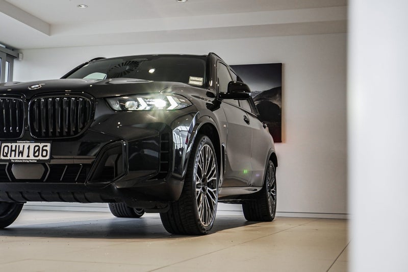 2024 BMW X5 xDrive 40d M Sport + Innovations image 4