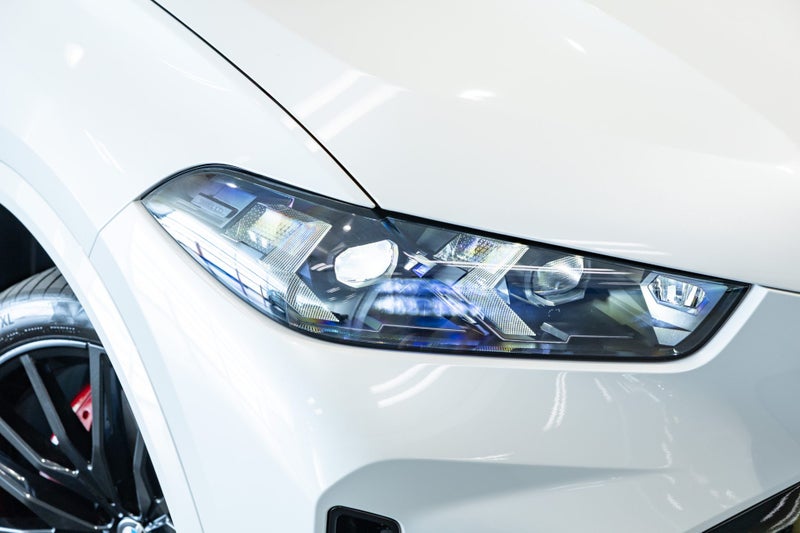 2024 BMW X5 xDrive30d M Sport Pro + Innovations image 5
