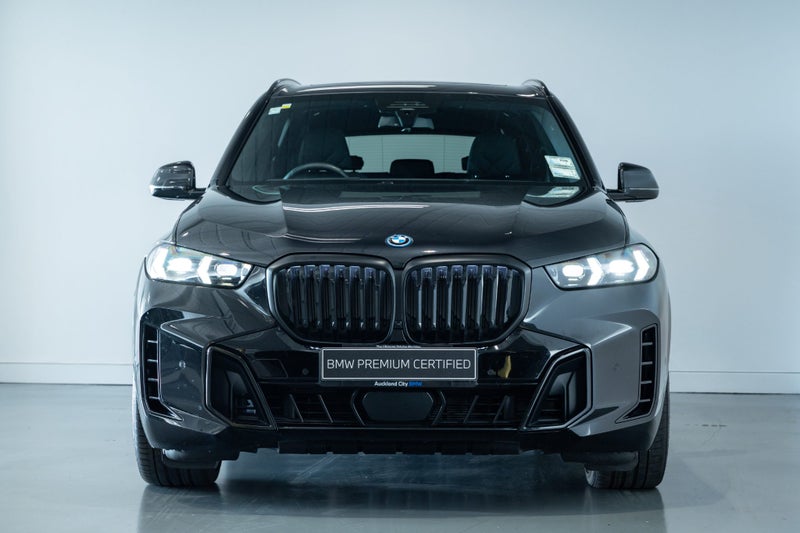2024 BMW X5 xDrive50e M Sport Pro image 4