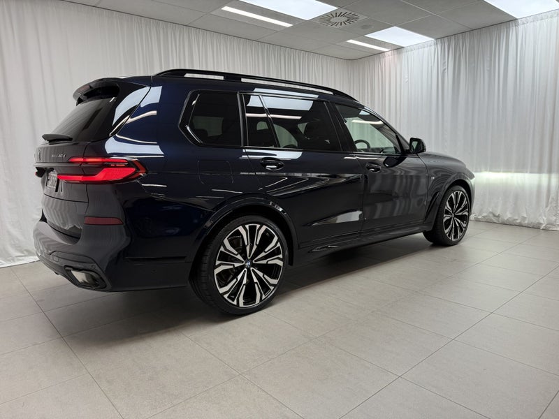 2024 BMW X7 X7 xDrive40d M Sport + Luxury + Mot... image 3