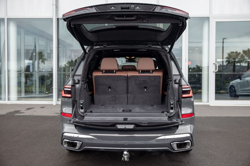 2024 BMW X7 xDrive40d image 4