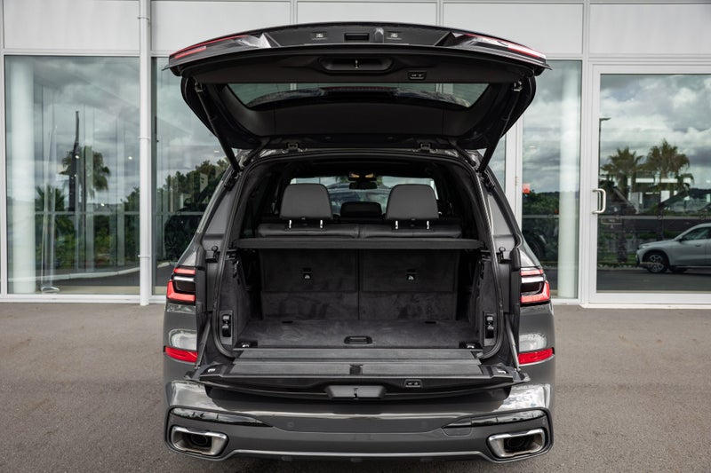 2024 BMW X7 xDrive40d image 4