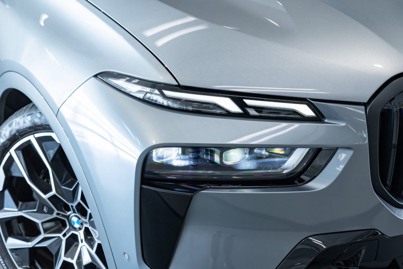 2024 BMW X7 xDrive40d M Sport Pro image 4