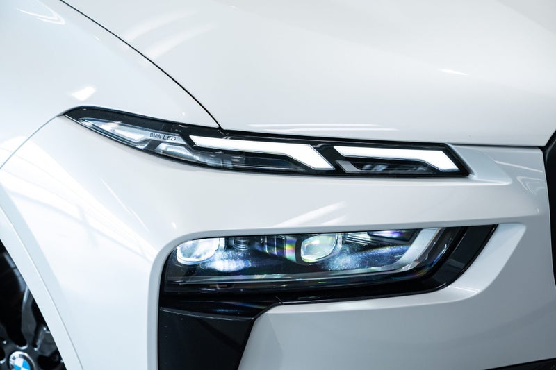 2024 BMW X7 xDrive40d M Sport Pro + Luxury image 5