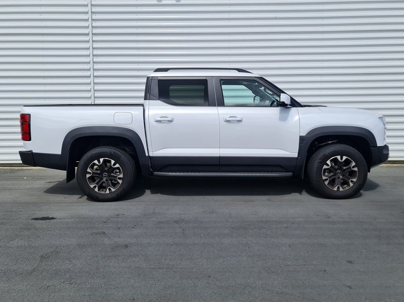 2024 BYD Shark 6 Premium PHEV UTE image 3