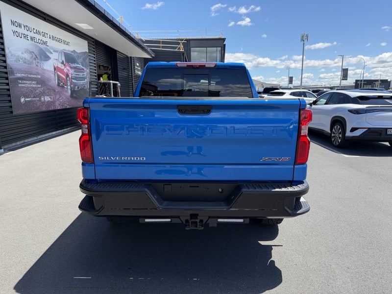 2024 Chevrolet Silverado 1500 ZR2 image 4