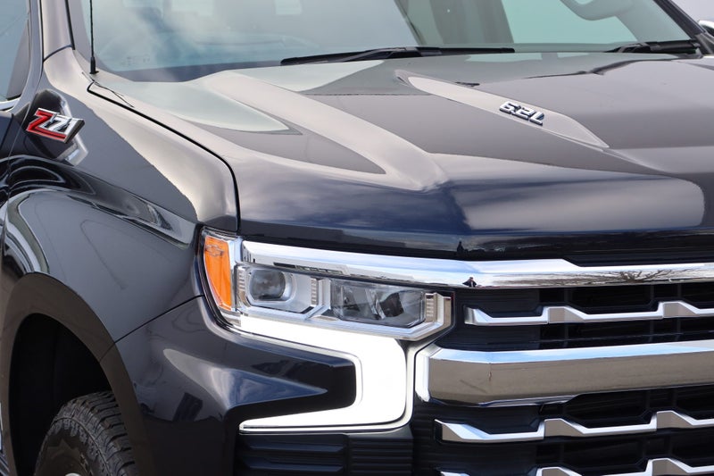 2024 Chevrolet Silverado GMSV Silverado 1500 LT... image 3