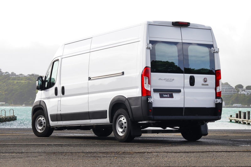 2024 Fiat Ducato LWB Bench Seat, image 3