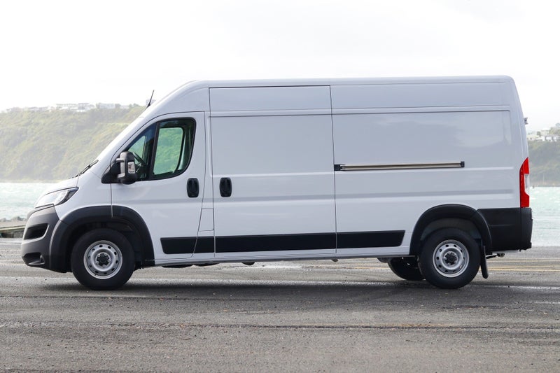 2024 Fiat Ducato LWB Bench Seat, image 4