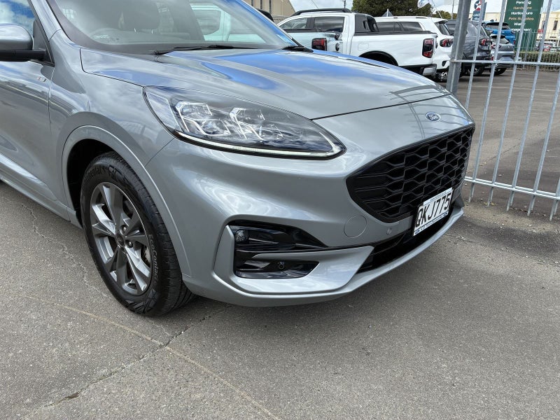 2024 Ford Escape ST-Line FWD 2.5 FHEV HYBRID image 3