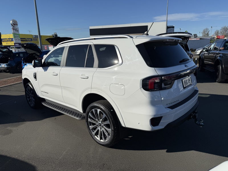2024 Ford Everest SUV PLATINUM 3.0D 10A V6 DIESEL image 5