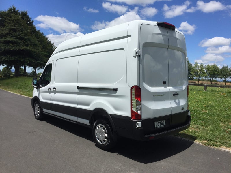 2024 Ford Transit 350L LWB HI ROOF image 4